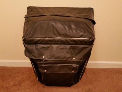 Back of amplifier in the cover.