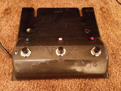 Close look at the pedal.